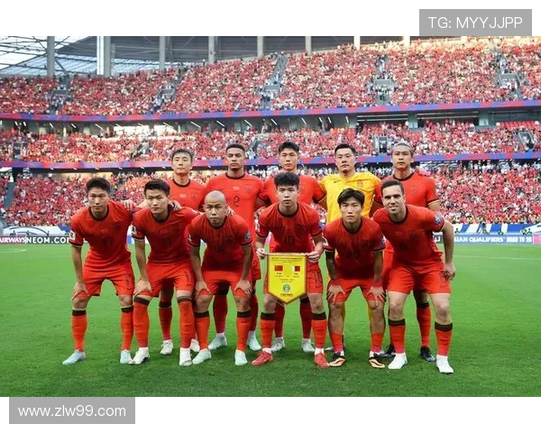 中国队勇夺世界杯预选赛关键胜利展现团队精神与永不放弃的拼搏力量